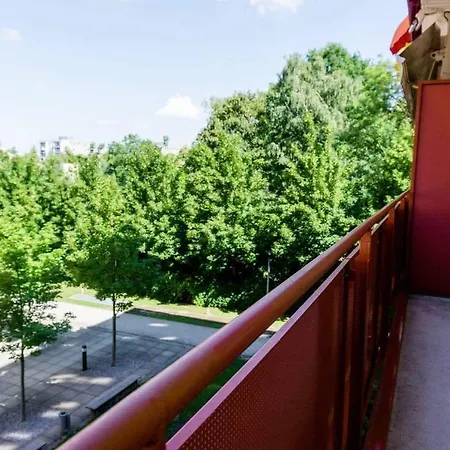 Bright And Quiet Flat With A Balcony *
